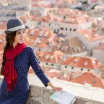 Come sopravvivere in una città straniera quando sei solo