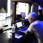 Come trasformare una location vuota in uno spazio scenico